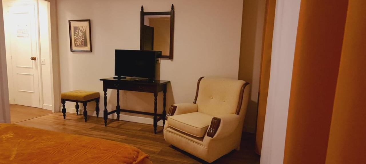 La Casa De La Abuela Hotel นารอน ภายนอก รูปภาพ